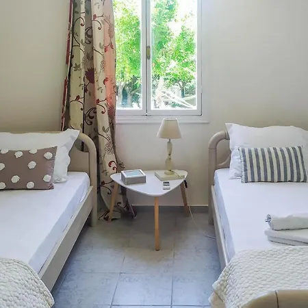 Thalia's Place Tatil Evi Kateleios