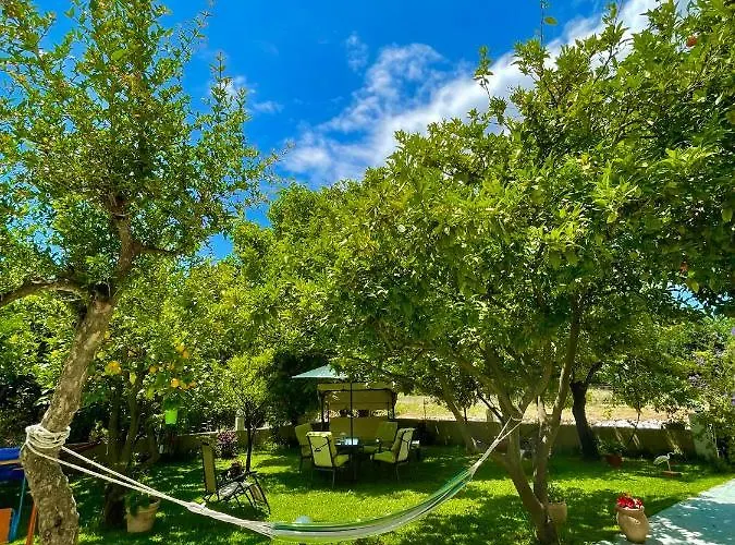 Casa de Férias Thalia's Place *